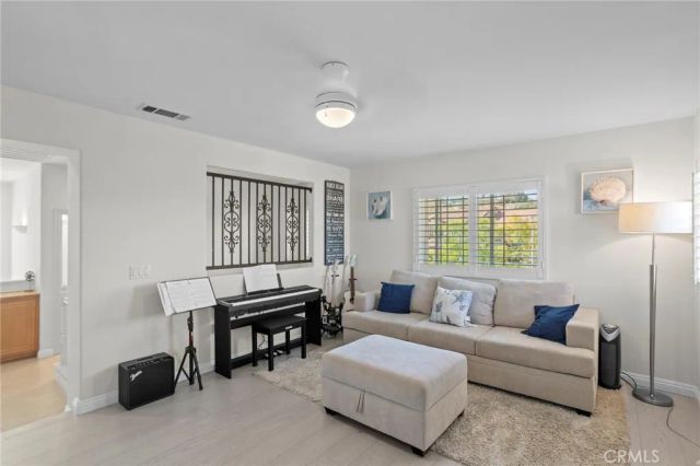 1744 Tamarron Dr, Corona, CA 92883