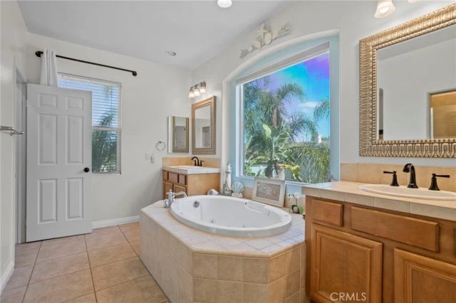 1744 Tamarron Dr, Corona, CA 92883