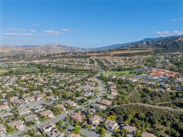 1744 Tamarron Dr, Corona, CA 92883