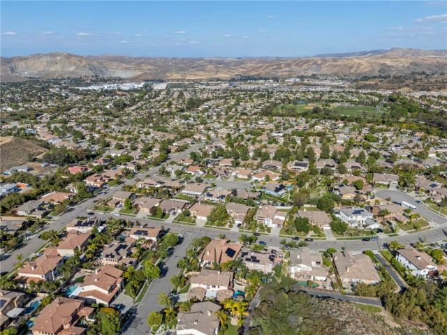 1744 Tamarron Dr, Corona, CA 92883