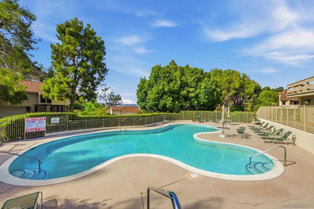 4412 Caminito Pintoresco, San Diego, CA 92108
