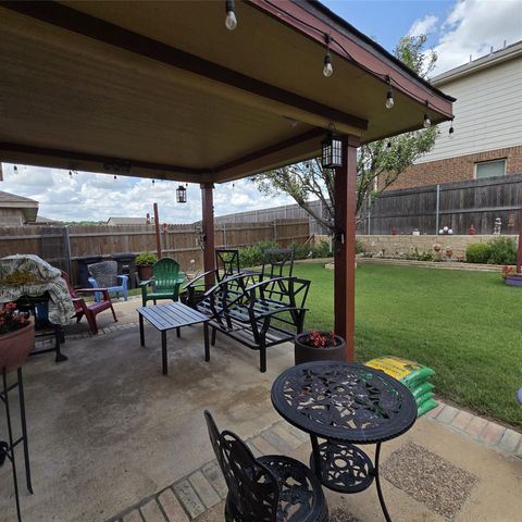 10000 Cougar Trail, Fort Worth, TX 76108
