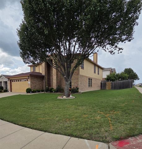 10000 Cougar Trail, Fort Worth, TX 76108
