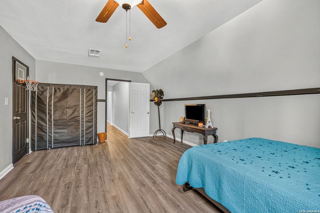 8803 PERTSHIRE ST, San Antonio, TX 78254