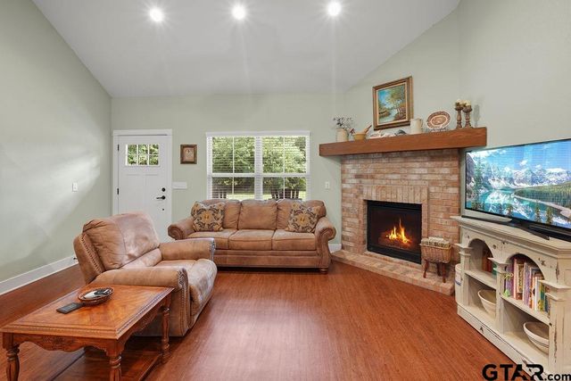 2342 W FM 16 W, Tyler, TX 75706