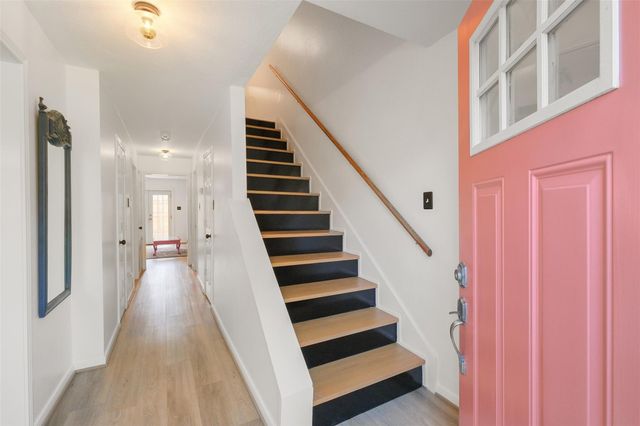 11550 Chimney Rock Unit 400 Road, Houston, TX 77035