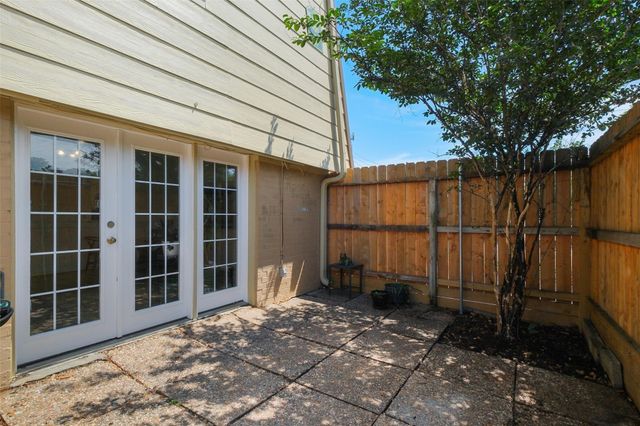 11550 Chimney Rock Unit 400 Road, Houston, TX 77035