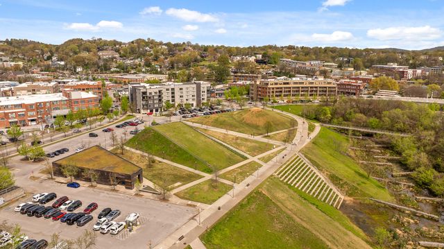 4 Cherokee Boulevard 405, Chattanooga, TN 37405