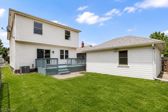 1565 Douglas Road, Wickliffe, OH 44092