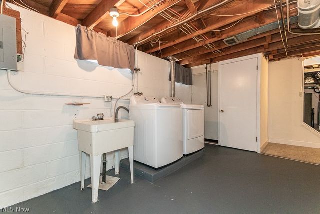 1565 Douglas Road, Wickliffe, OH 44092