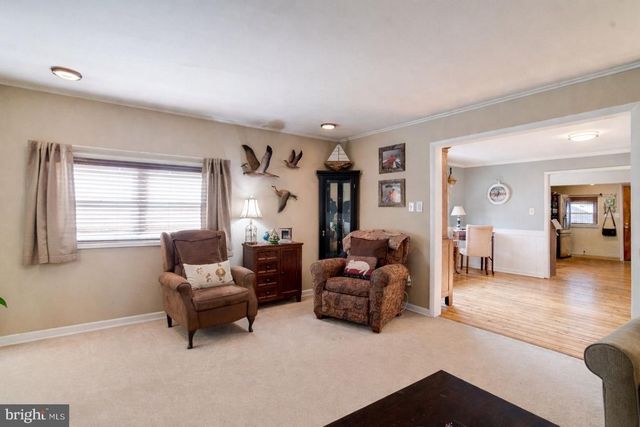 215 NANTICOKE RD, Essex, MD 21221