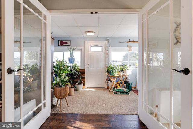 215 NANTICOKE RD, Essex, MD 21221