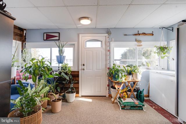 215 NANTICOKE RD, Essex, MD 21221