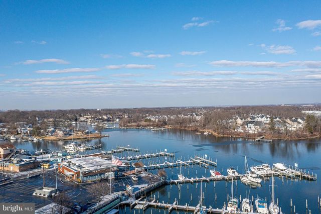 215 NANTICOKE RD, Essex, MD 21221