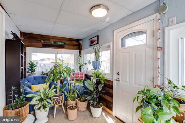 215 NANTICOKE RD, Essex, MD 21221