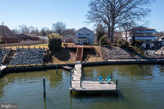 215 NANTICOKE RD, Essex, MD 21221