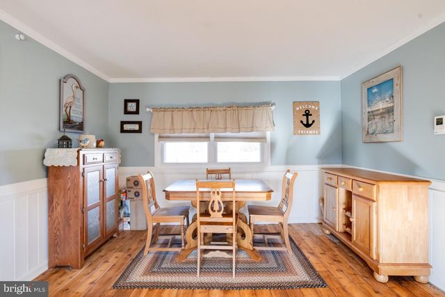 215 NANTICOKE RD, Essex, MD 21221