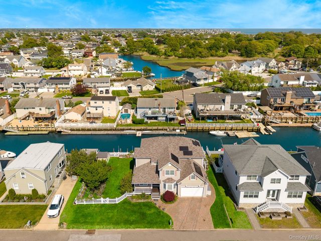 2683 Peconic Avenue, Seaford, NY 11783