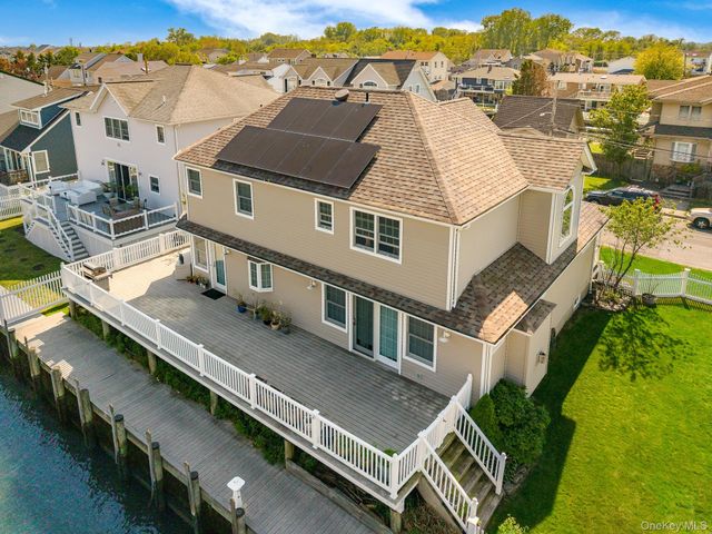 2683 Peconic Avenue, Seaford, NY 11783