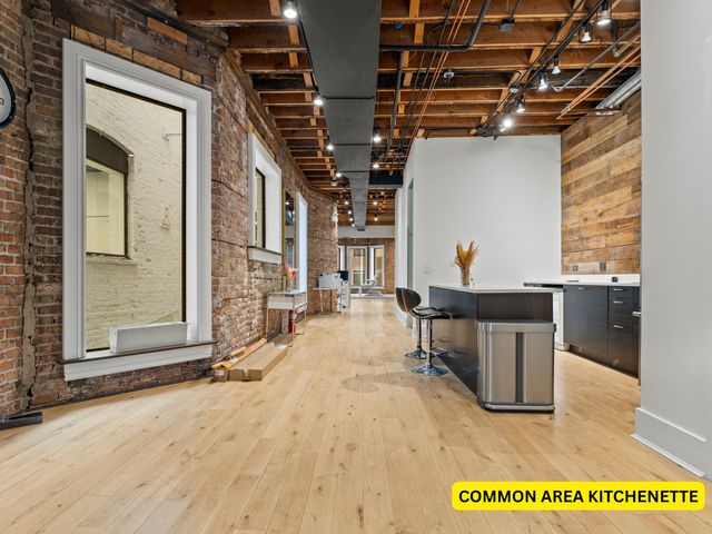 22 W Ontario Street 300-A, Chicago, IL 60654