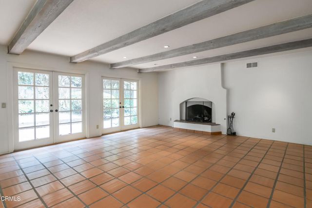 6 E Constance Avenue, Santa Barbara, CA 93105
