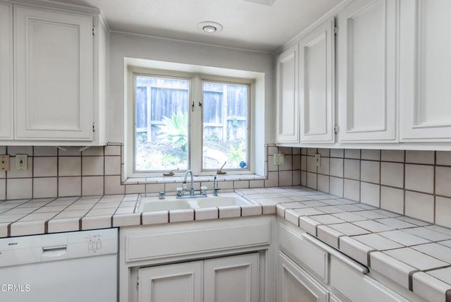 6 E Constance Avenue, Santa Barbara, CA 93105
