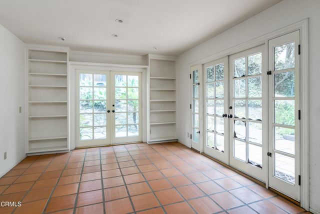 6 E Constance Avenue, Santa Barbara, CA 93105