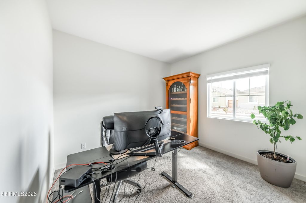 Image 19 of property listing at 7405 Mystic Vly Drive, Reno, NV 89506