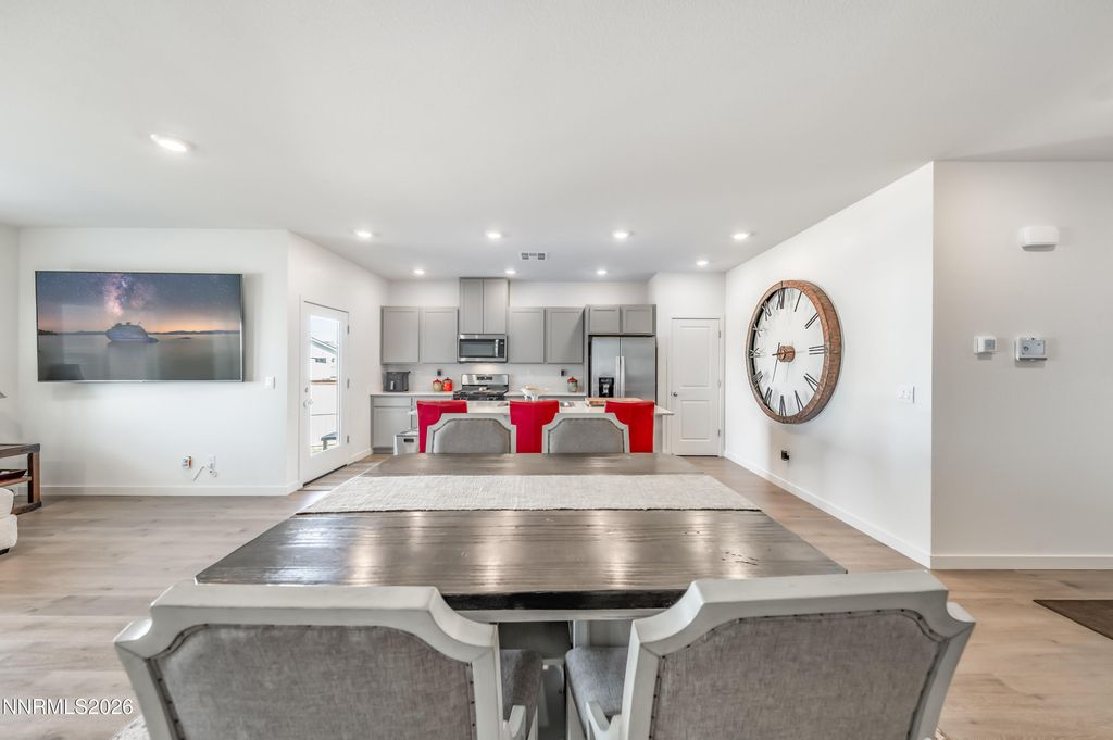 Image 6 of property listing at 7405 Mystic Vly Drive, Reno, NV 89506