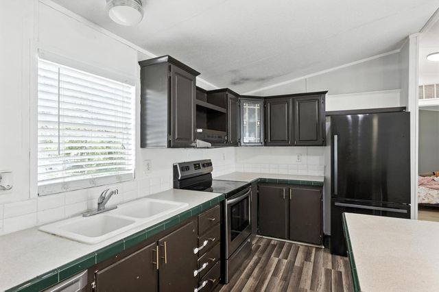 183 Blanket Flower DR, Bastrop, TX 78602