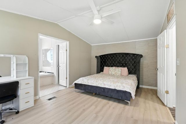 183 Blanket Flower DR, Bastrop, TX 78602
