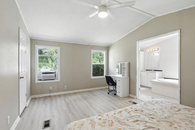 183 Blanket Flower DR, Bastrop, TX 78602