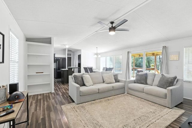 183 Blanket Flower DR, Bastrop, TX 78602