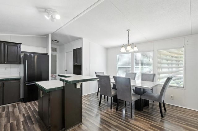 183 Blanket Flower DR, Bastrop, TX 78602