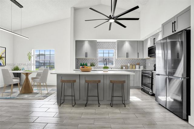 5287 Tiffany Anne Cir, West Palm Beach, FL 33417