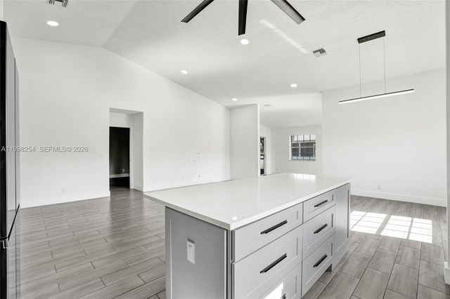 5287 Tiffany Anne Cir, West Palm Beach, FL 33417