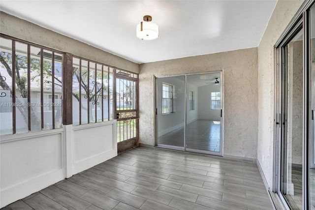 5287 Tiffany Anne Cir, West Palm Beach, FL 33417