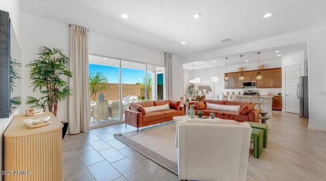 7942 W ROWEL Road, Peoria, AZ 85383