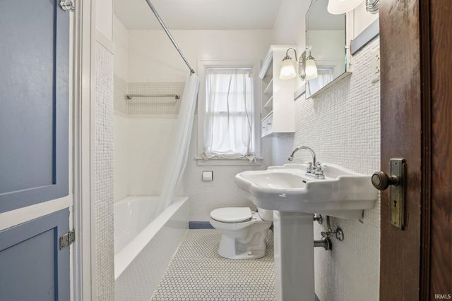 1004 Ravinia Road, West Lafayette, IN 47906