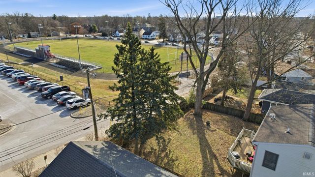 1004 Ravinia Road, West Lafayette, IN 47906