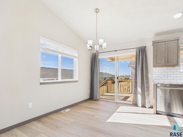 915 Birch St Street, Harrisburg, SD 57032