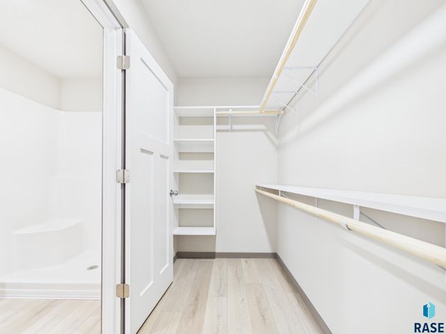 915 Birch St Street, Harrisburg, SD 57032