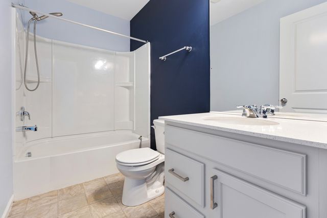 573 Watercress Drive, Aurora, IL 60504