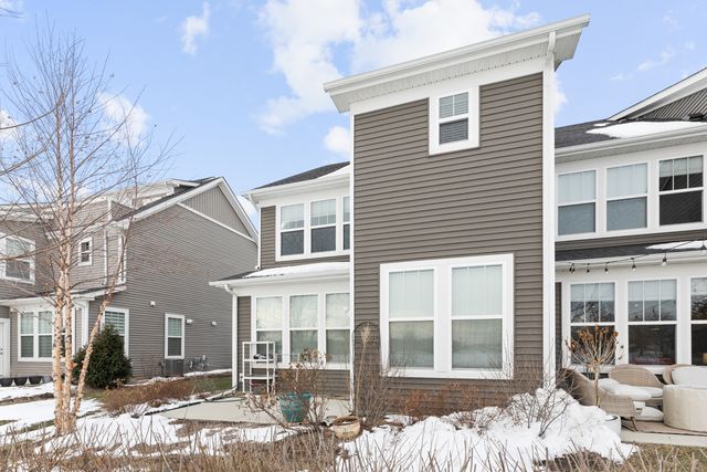 573 Watercress Drive, Aurora, IL 60504