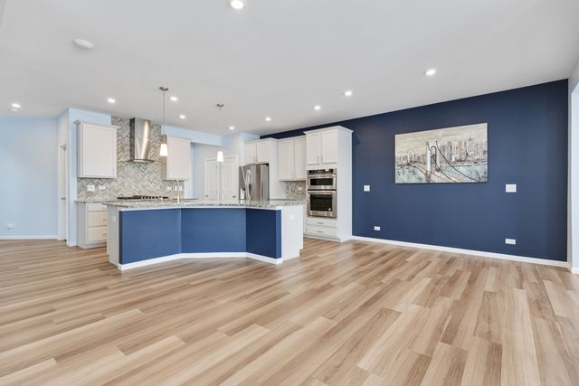 573 Watercress Drive, Aurora, IL 60504