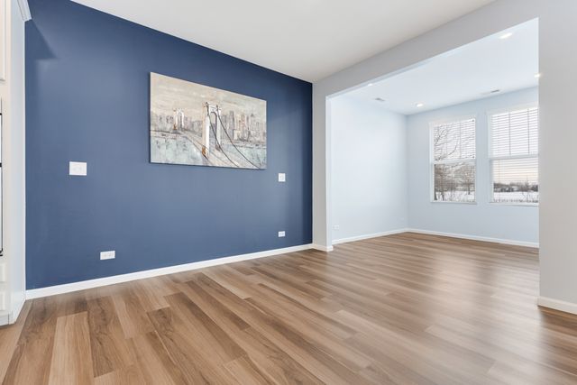 573 Watercress Drive, Aurora, IL 60504