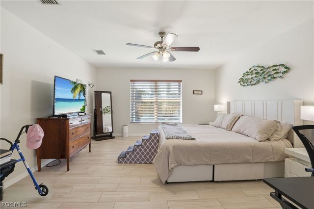 3310 NW 5th TER, Cape Coral, FL 33993