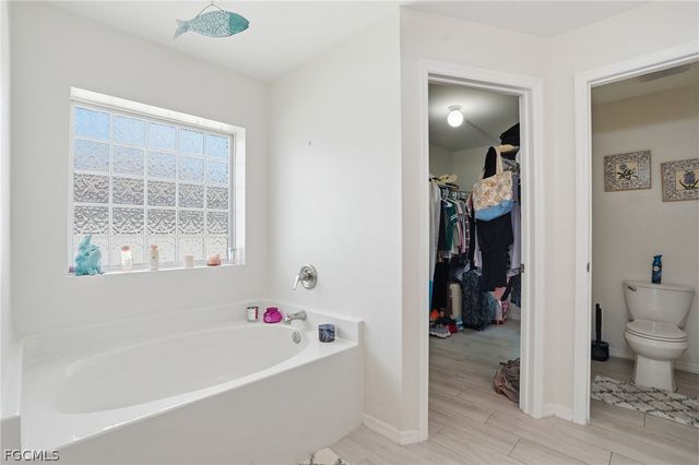 3310 NW 5th TER, Cape Coral, FL 33993