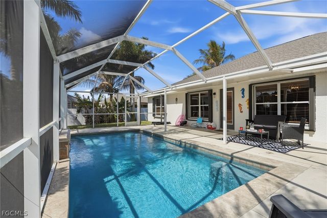 3310 NW 5th TER, Cape Coral, FL 33993