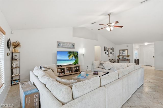 3310 NW 5th TER, Cape Coral, FL 33993